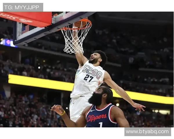 2017年NBA季后赛快船与勇士的激烈对决回顾与分析